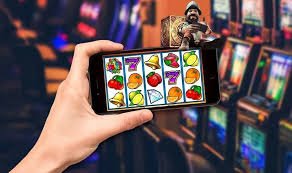 Filipino player completing an sg779 deposit on a smartphone using a local payment app
